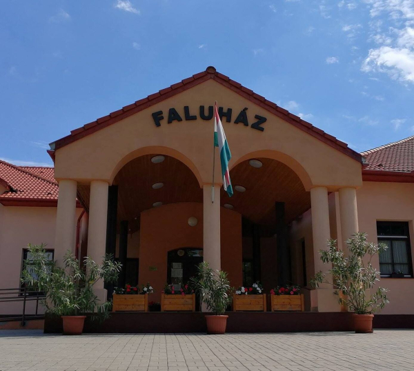 Közmeghallgatás, falugyűlés